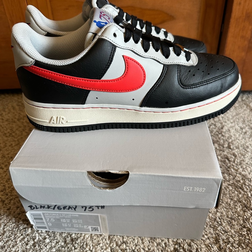 NBA X AIR FORCE 1 '07 LV8 '75TH ANNIVERSARY - TRAIL BLAZERS' SIZE 7.5
